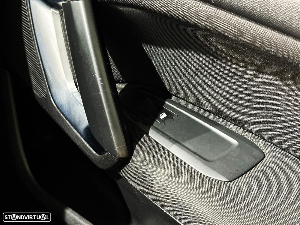 Peugeot 308 1.6 BlueHDi Allure - 33