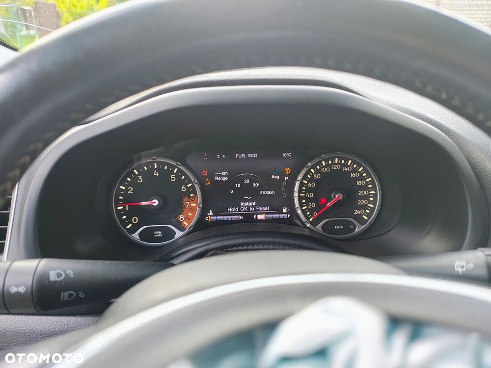 Jeep Renegade 1.4 MultiAir Limited FWD S&S - 24