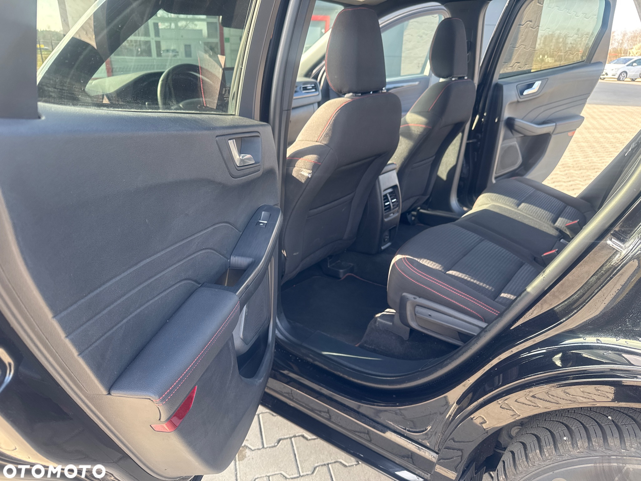 Ford Kuga 2.5 FHEV AWD ST-Line X - 7