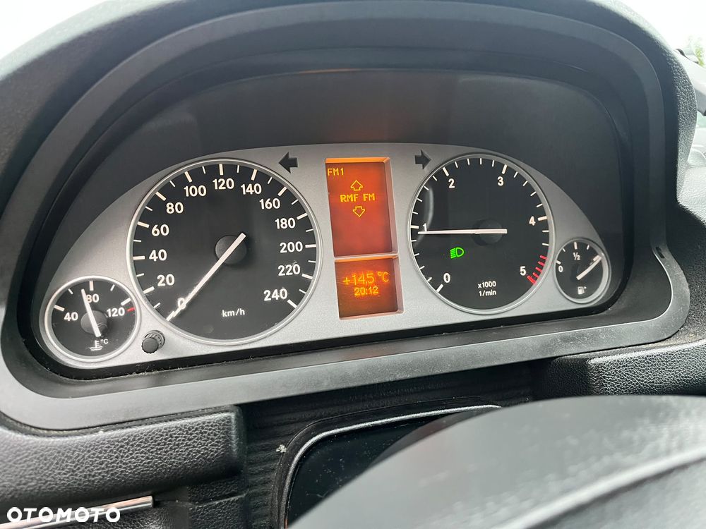 Mercedes-Benz Klasa B 200 CDI DPF - 12