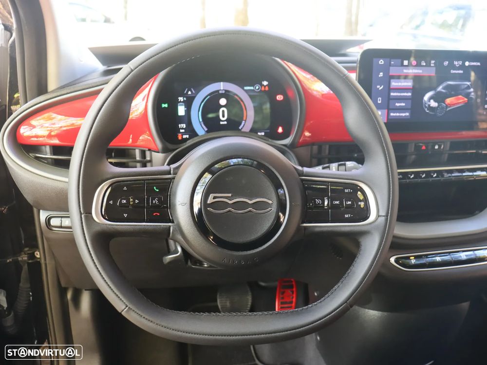 Fiat 500e (RED) - 17