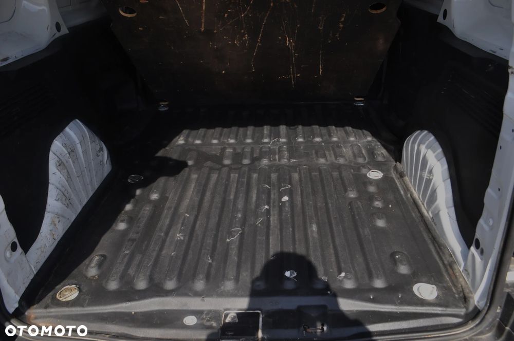 Opel COMBO E - 12