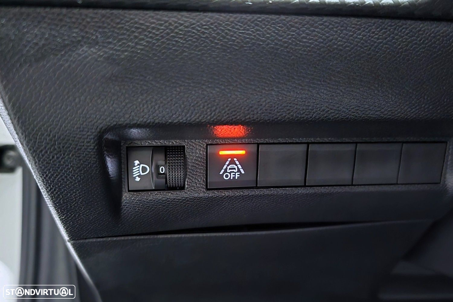 Peugeot e-208 50 kWh Allure Pack - 21