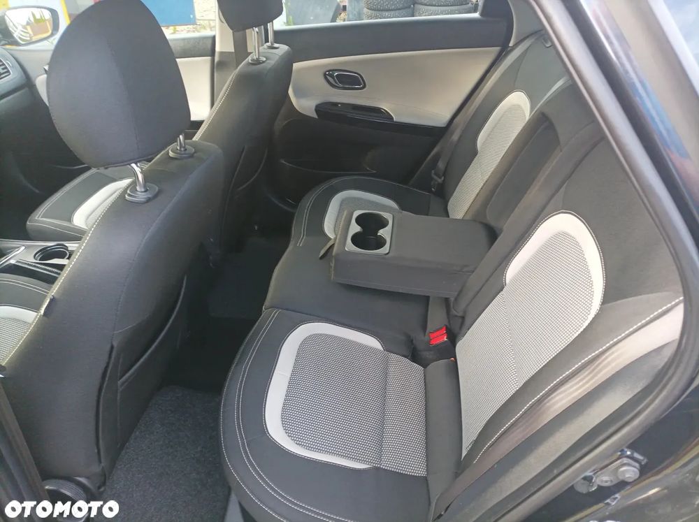 Kia Ceed 1.6 CRDi 128 ISG Platinum Edition - 23