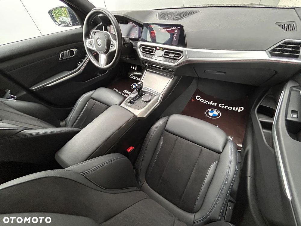 BMW Seria 3 320d xDrive M Sport Shadow sport - 29
