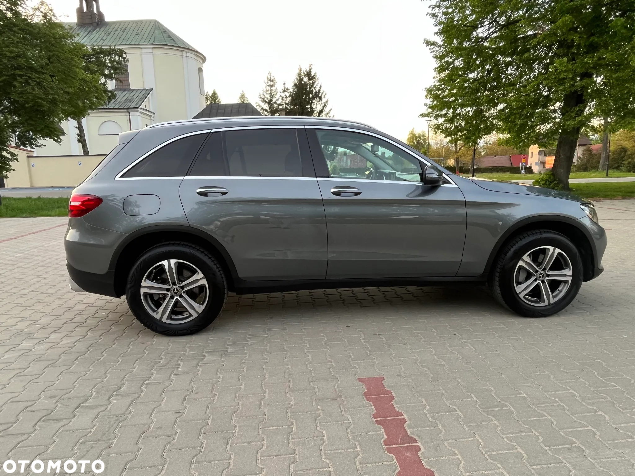 Mercedes-Benz GLC 300 4Matic 9G-TRONIC - 8