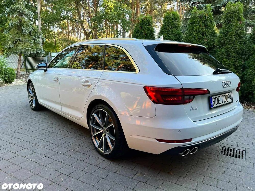 Audi A4 Avant 2.0 TDI S tronic quattro - 4