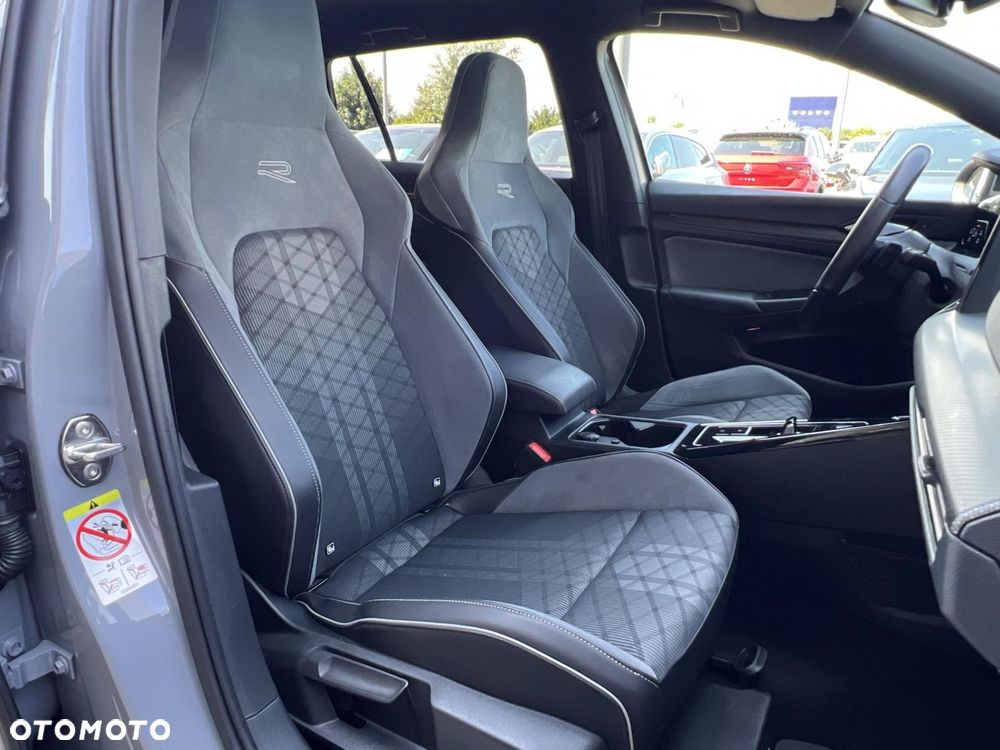 Volkswagen Golf 1.5 eTSI EVO R-Line DSG - 13