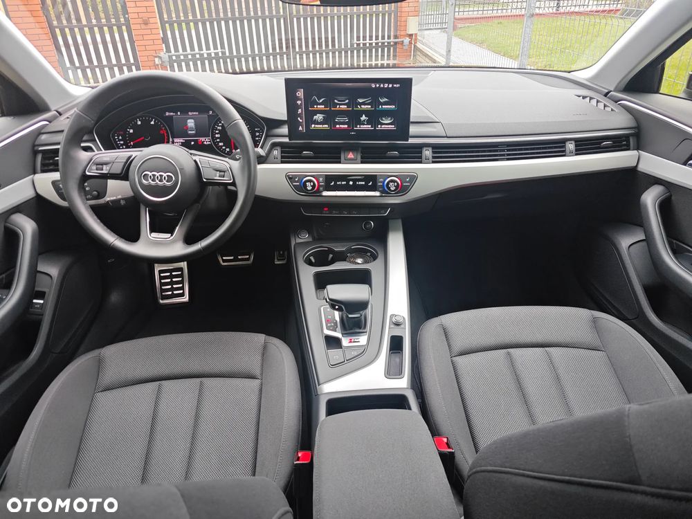 Audi A4 Limousine - 26