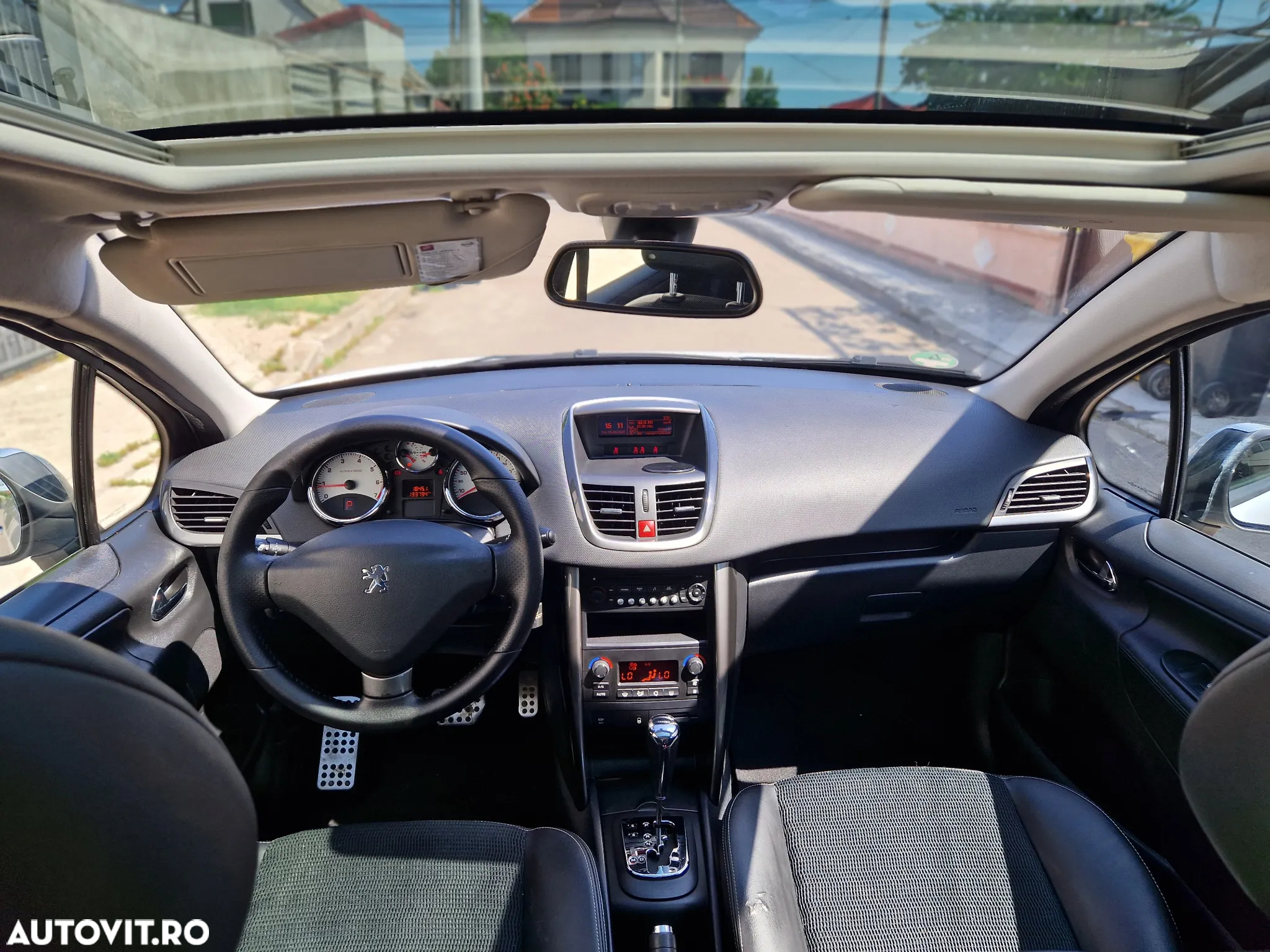 Peugeot 207 - 7