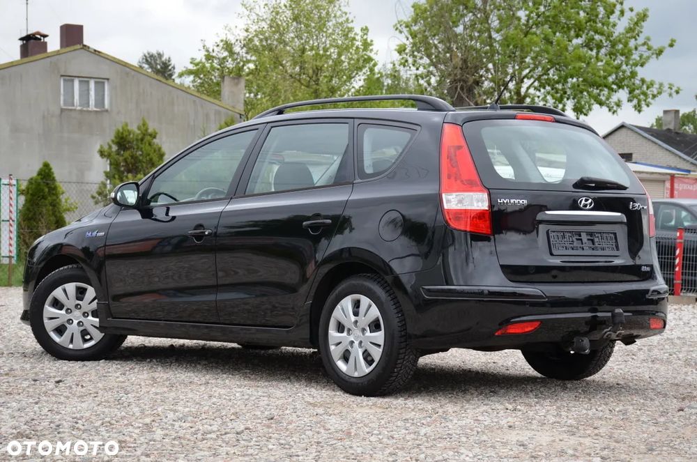 Hyundai i30 1.6 CRDi blue Classic - 6