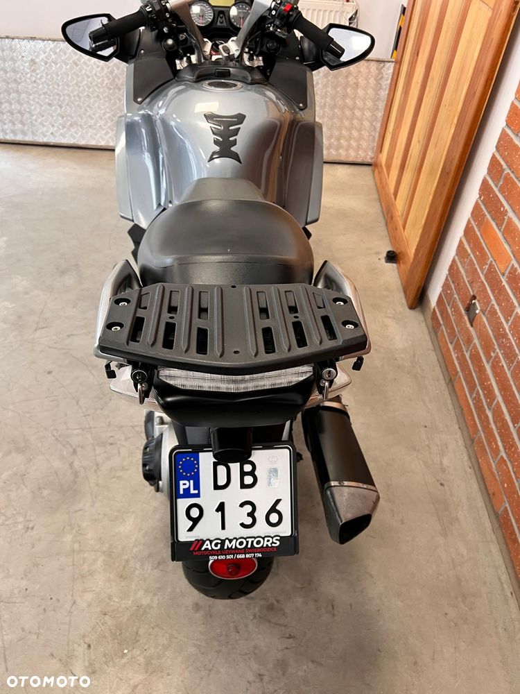 Kawasaki GTR - 17