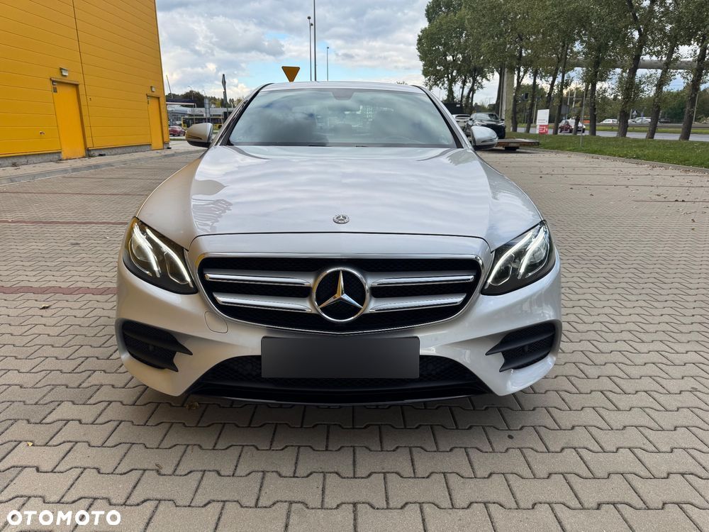 Mercedes-Benz Klasa E 200 d 9G-TRONIC - 7