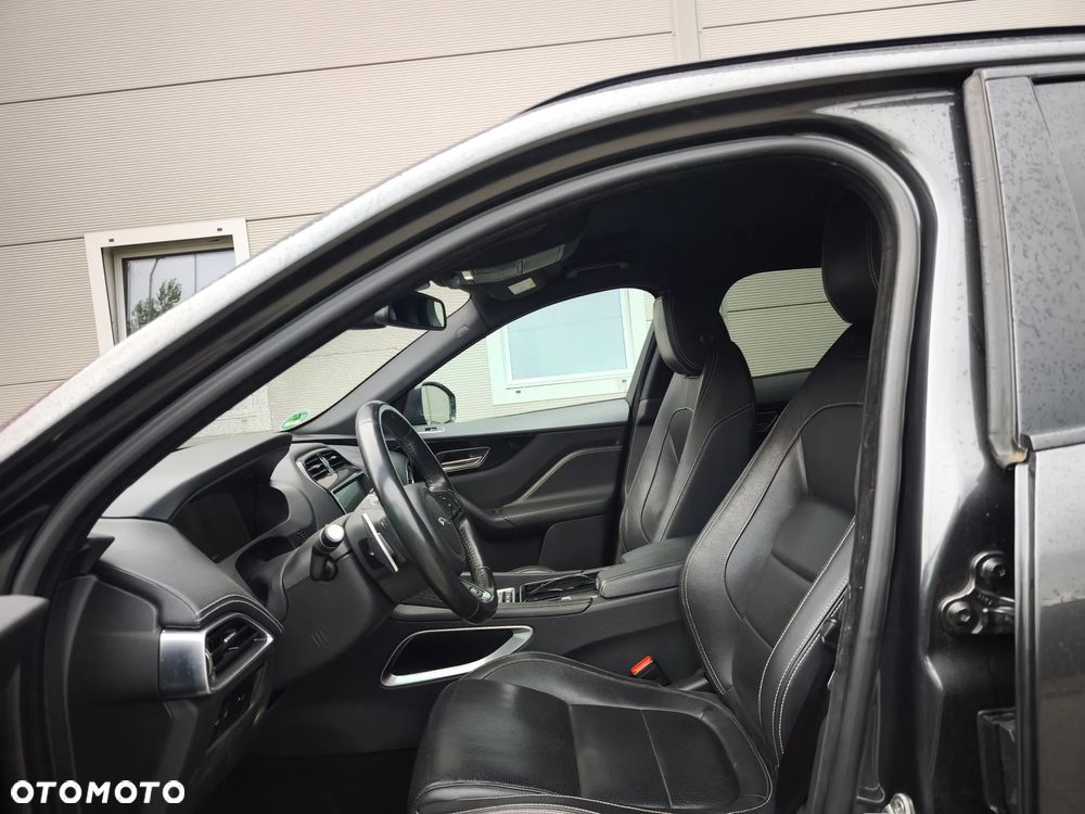 Jaguar F-Pace 30d AWD R-Sport - 15