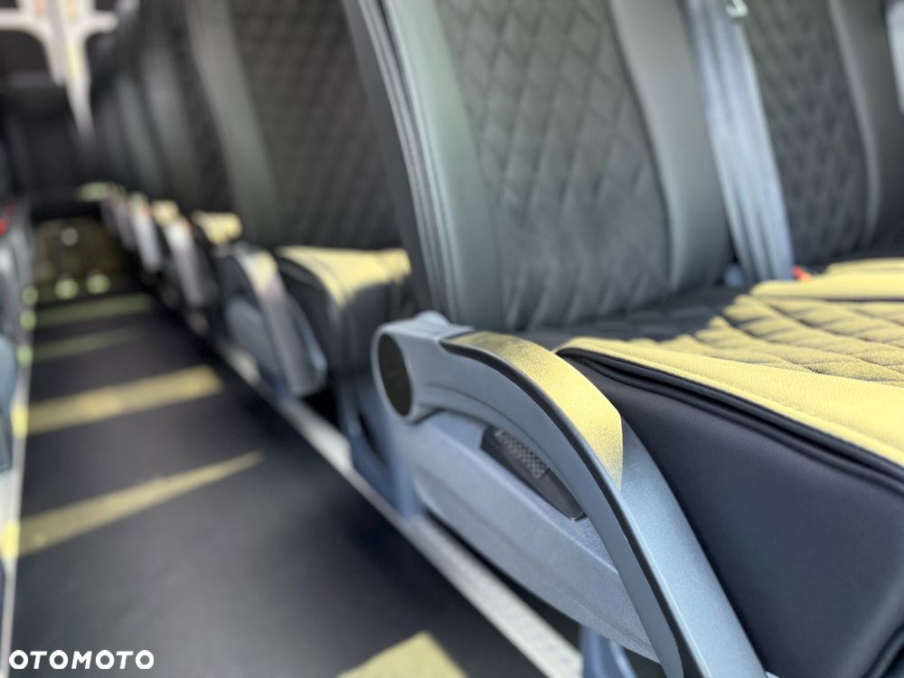 Mercedes-Benz Sprinter 519 VBI +Winda - 20