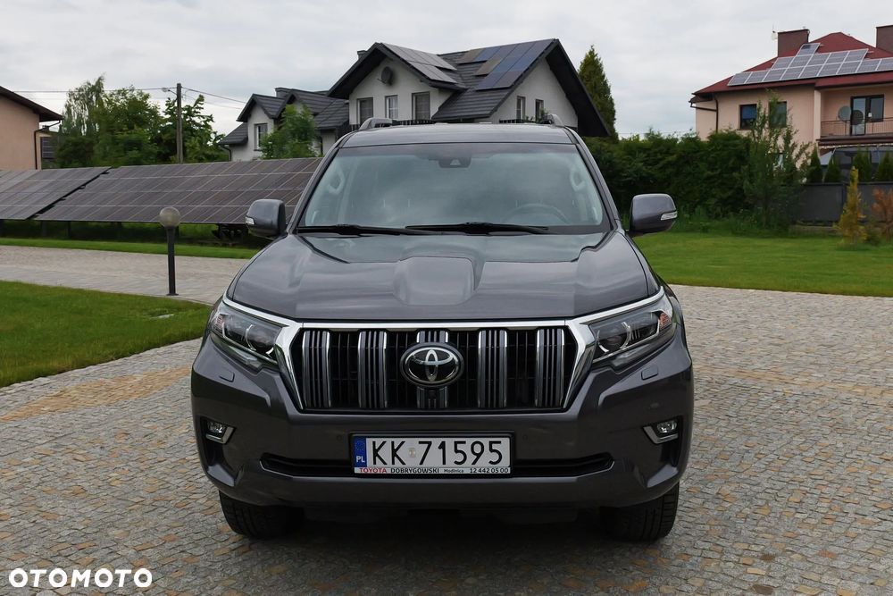 Toyota Land Cruiser LC 2.8 D-4D Invincible - 2