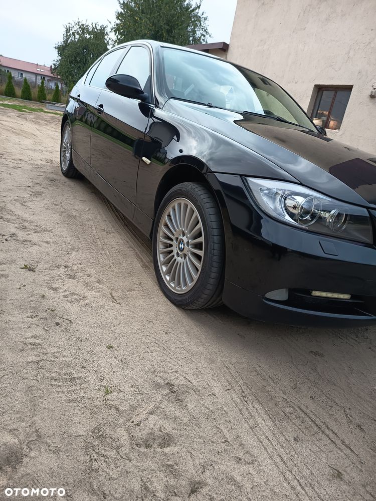 BMW Seria 3 - 1
