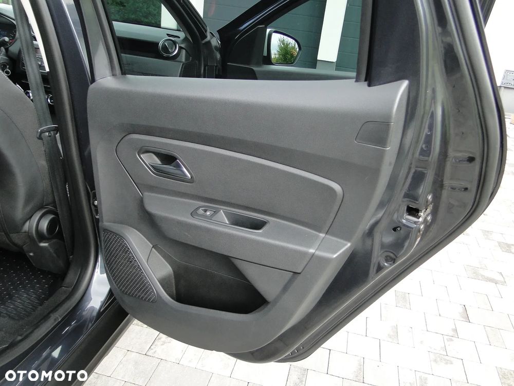Dacia Duster 1.6 SCe Ambiance S&S - 23