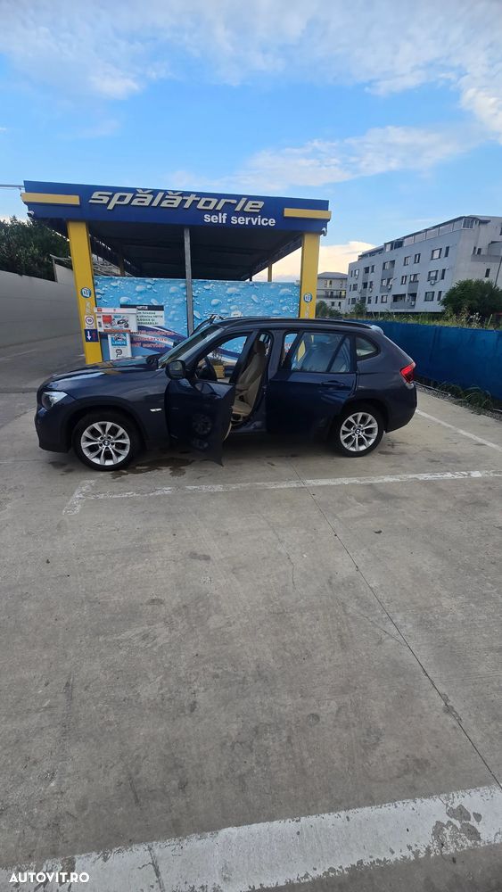 BMW X1 2010 — imagine 13