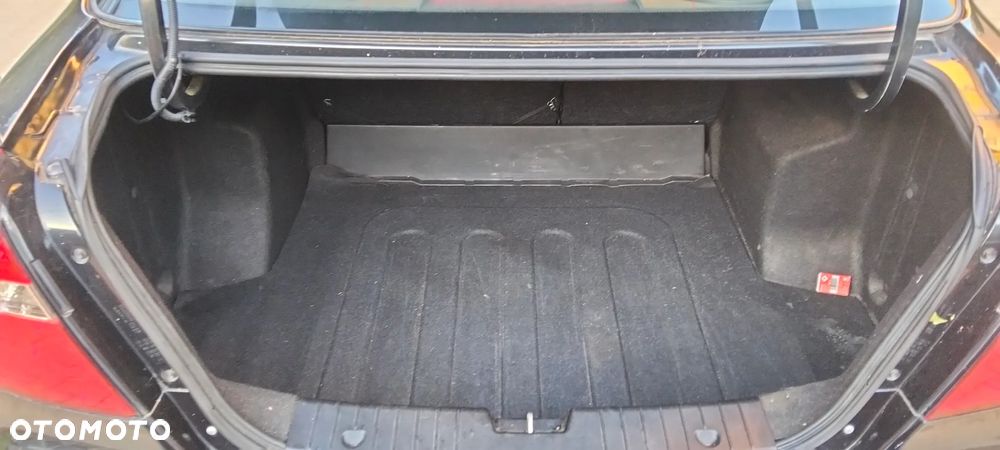 Chevrolet Aveo 1.2 16V Base - 1