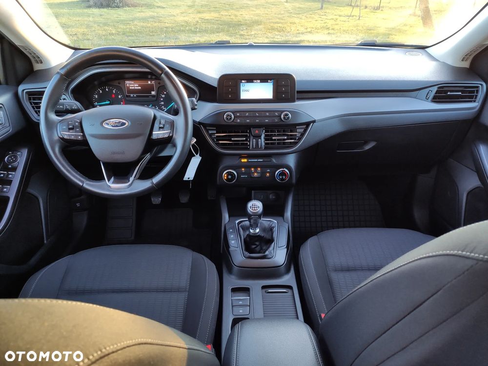 Ford Focus 1.0 EcoBoost Trend - 20