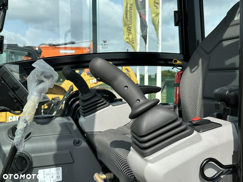 Caterpillar 302.7 CR FABRYCZNIE NOWA ! - 29
