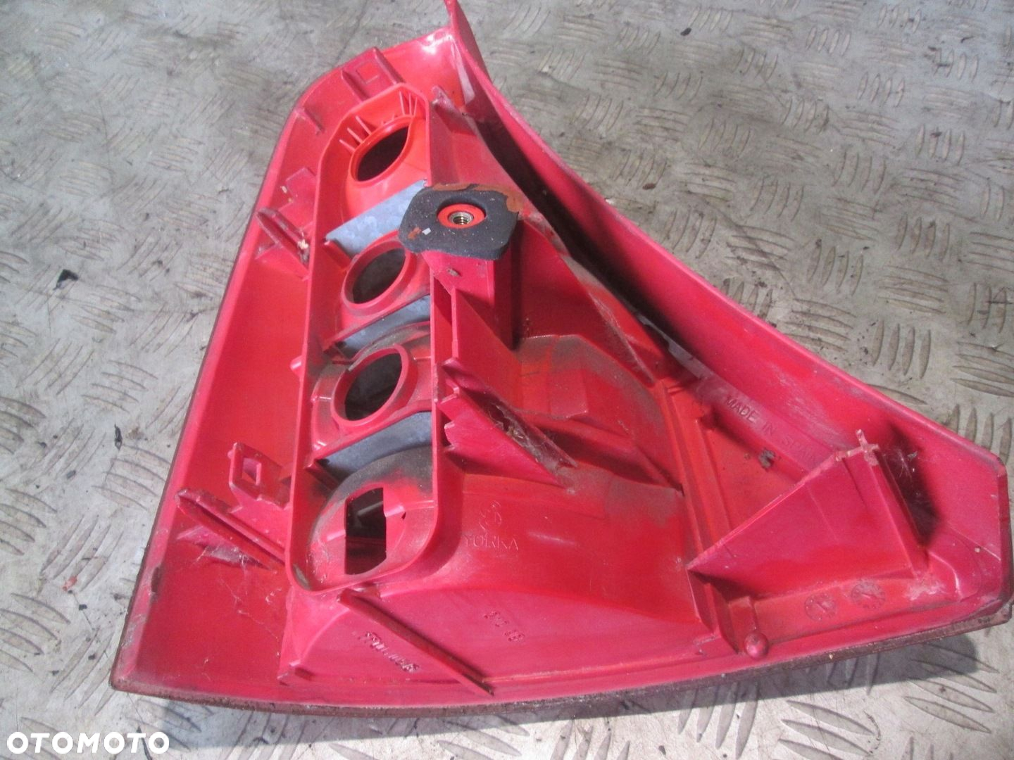 LAMPA PRAWY TYŁ RENAULT CLIO 2 II - 4