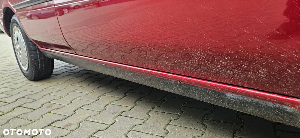 Toyota Camry 2.0 TD GL - 29