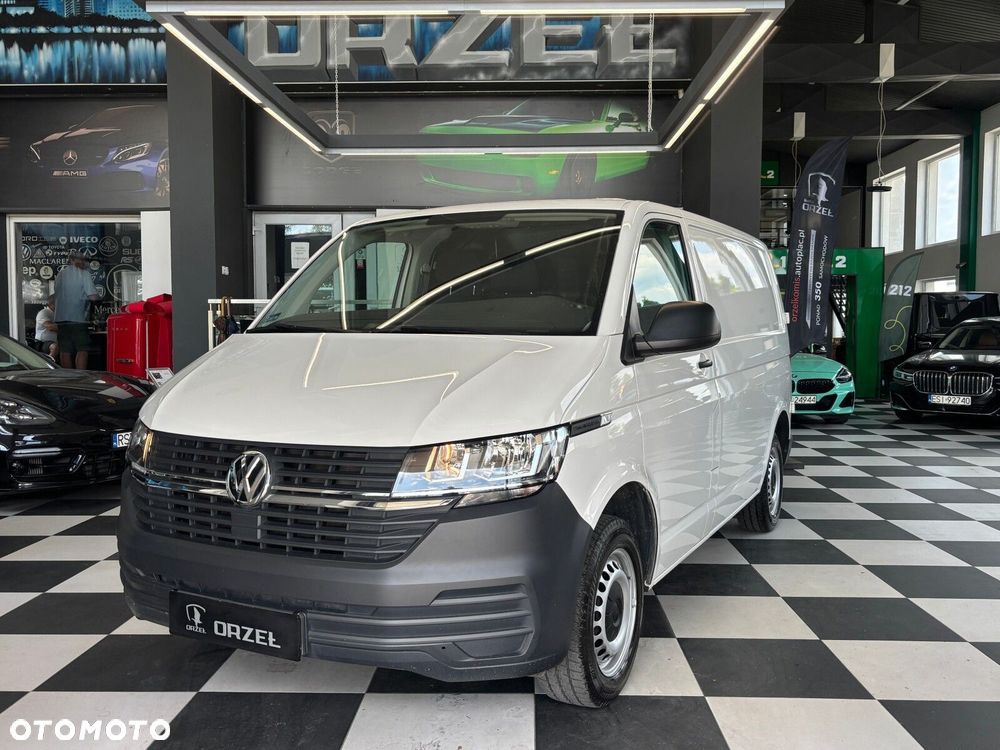 Volkswagen Transporter - 1