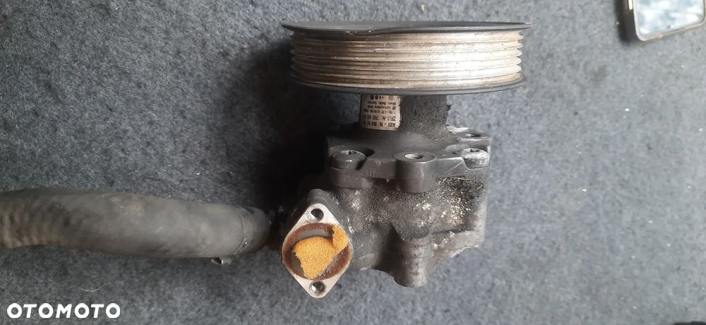Volkswagen Audi Seat Skoda Pompa wspomagania ZF 130 bar 8k0145156g 7651955107