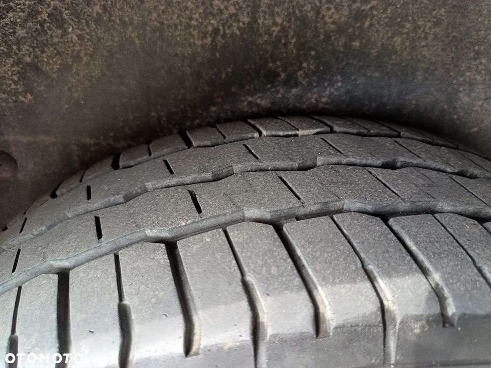 Opel Vivaro L2H1 Salon PL 6 osob. bezwypadkowy FV - 24