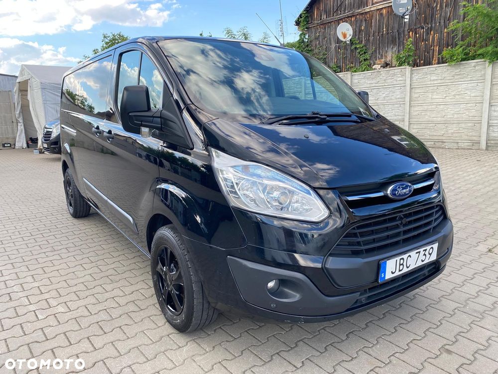 Ford TRANSIT CUSTOM - 3