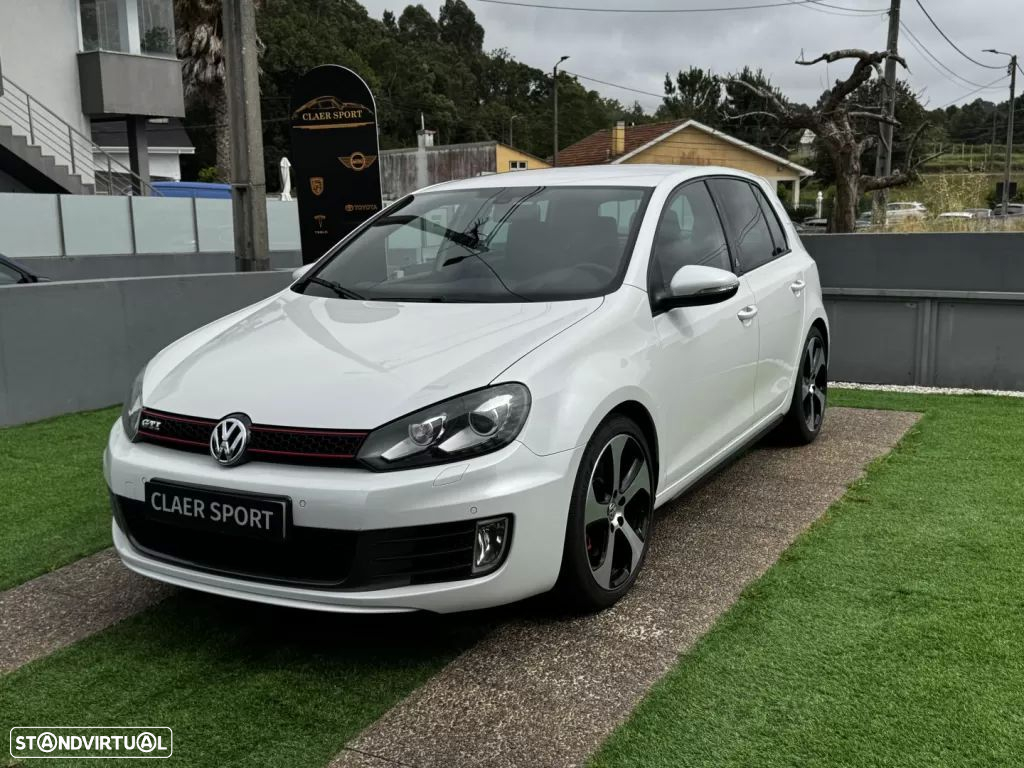 VW Golf 2.0 GTI DSG adidas - 3