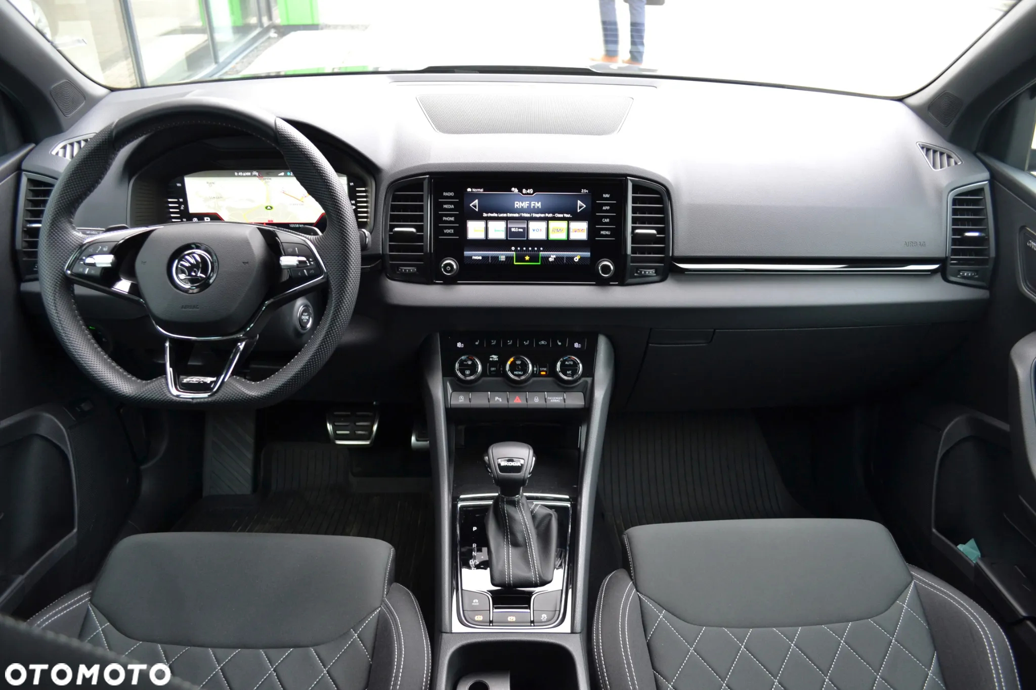 Skoda Karoq 1.5 TSI ACT Sportline DSG - 9