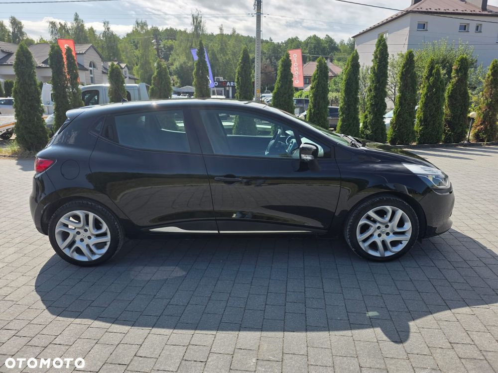 Renault Clio - 6