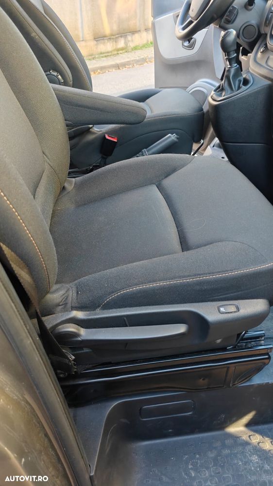 Renault Trafic ENERGY 1.6 dCi 120 Start &St. Grand Combi L2H1 Expression - 17