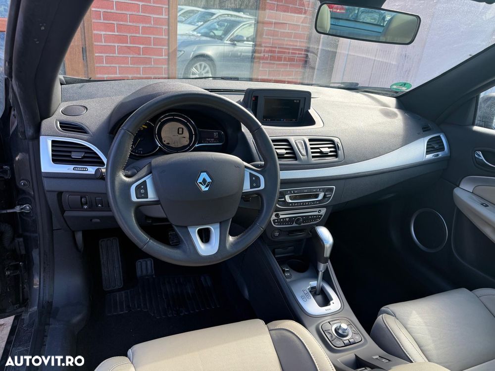 Renault Megane dCi 110 FAP EDC Dynamique - 24