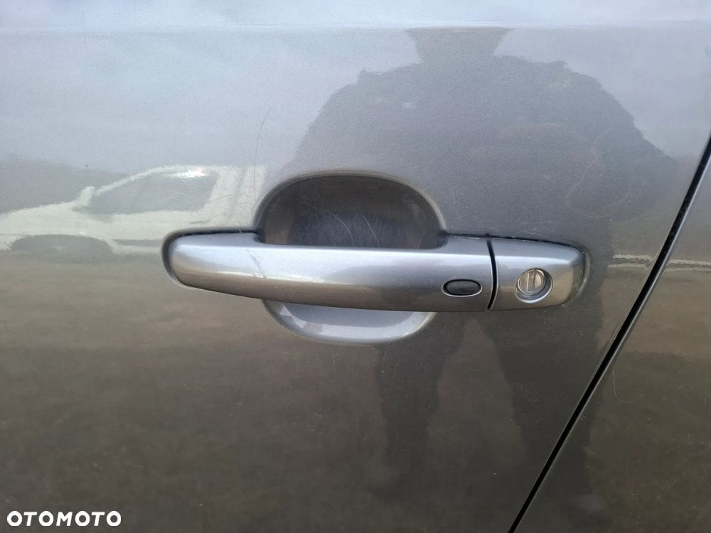 Suzuki Grand Vitara 2.0 - 8