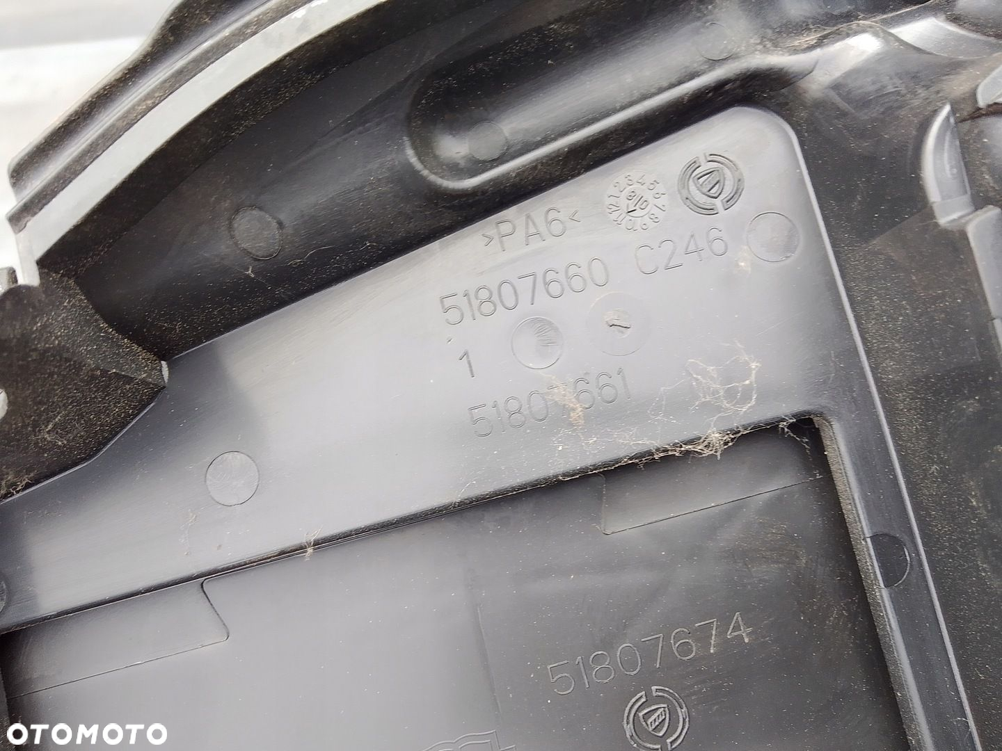 Skrzynka Bezpieczników Ford Ka MK2 51807660 - 2