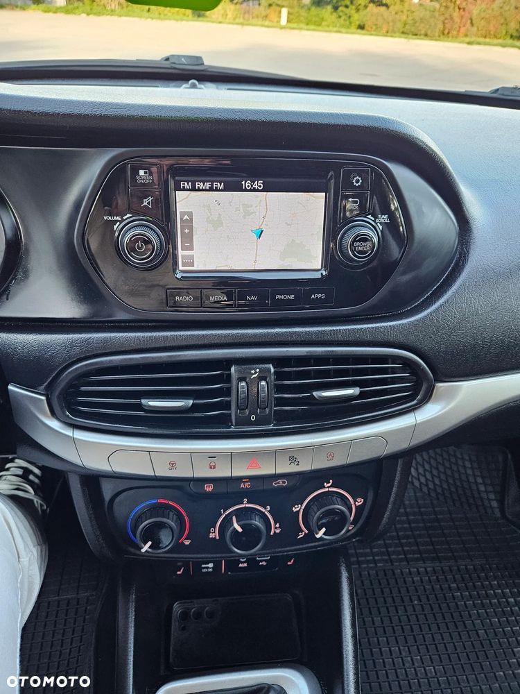Fiat Tipo - 18