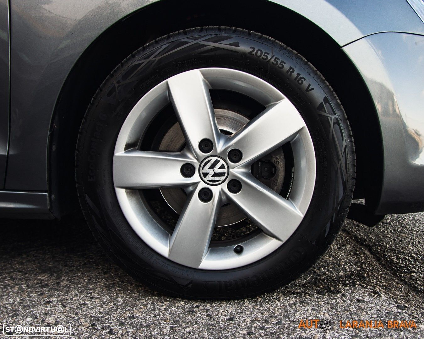 VW Jetta 1.6 TDi Confortline - 18