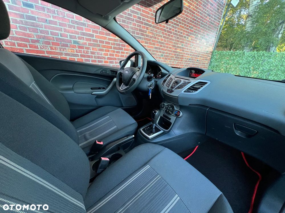 Ford Fiesta - 10