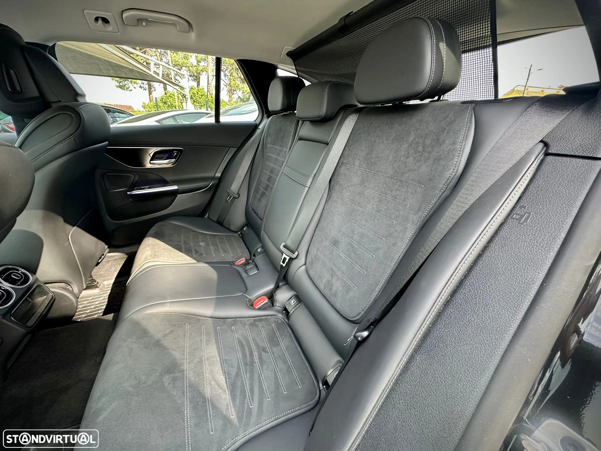 Mercedes-Benz C 300 de AMG Line - 12