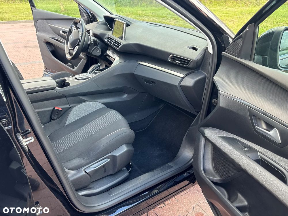 Peugeot 5008 BlueHDI 130 EAT8 Active Business-Paket - 21