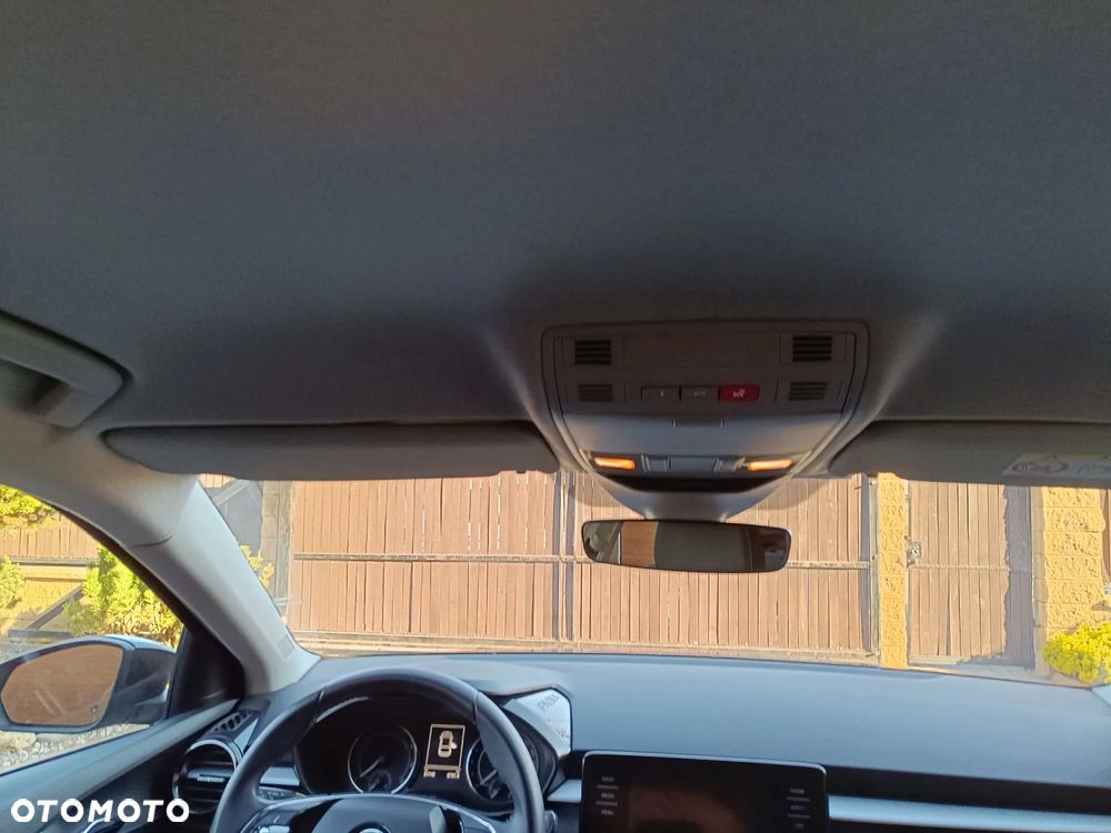 Skoda Fabia 1.0 Ambition - 12