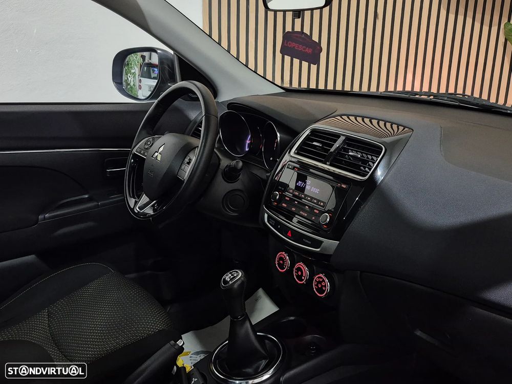 Mitsubishi ASX 1.6 Cross City - 24