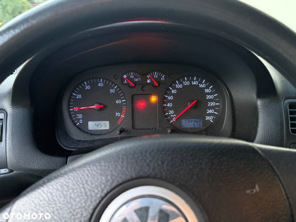 Volkswagen Bora 1.6 Basis - 10