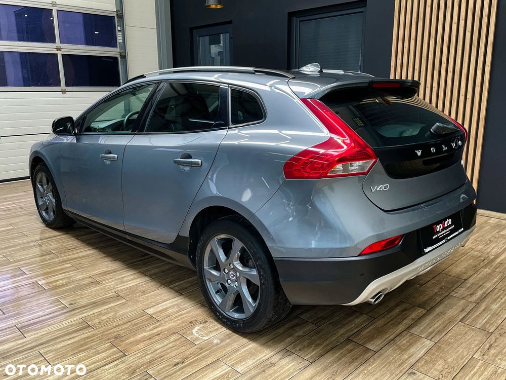 Volvo V40 Cross Country D3 Pro - 11
