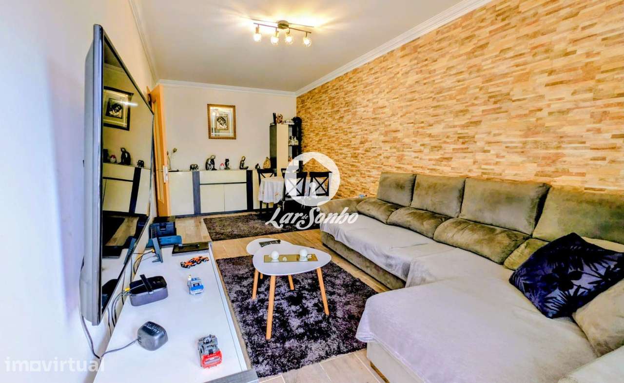 Apartamento T2 com Garagem fechada e Terraço a 50 m da Praia - Grande imagem: 5/20