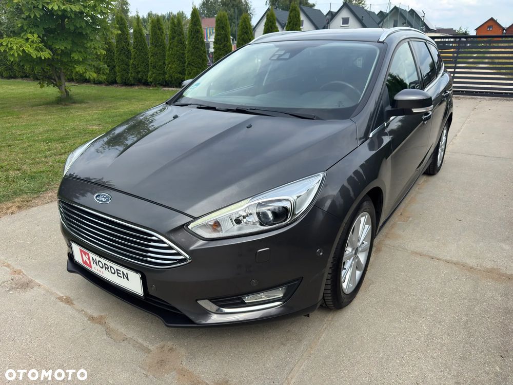 Ford Focus 1.0 EcoBoost Titanium - 1